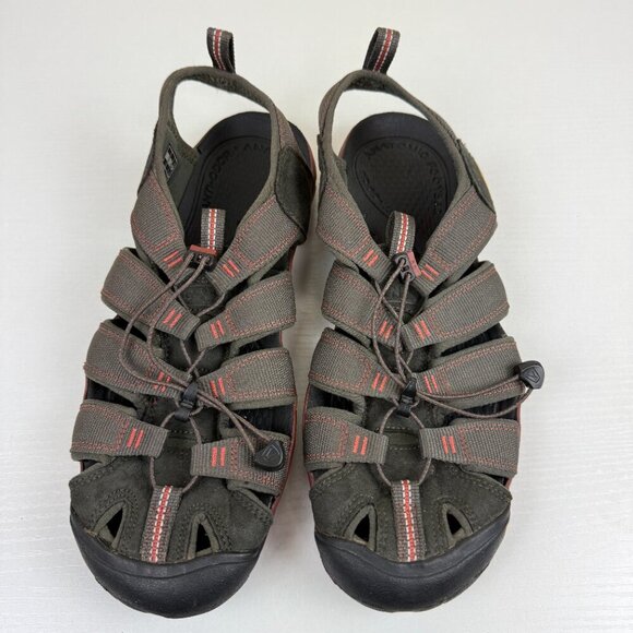EUC Keen Clearwater CNX Sandals in the Raven/Tortoise Shell Colorway main image 7